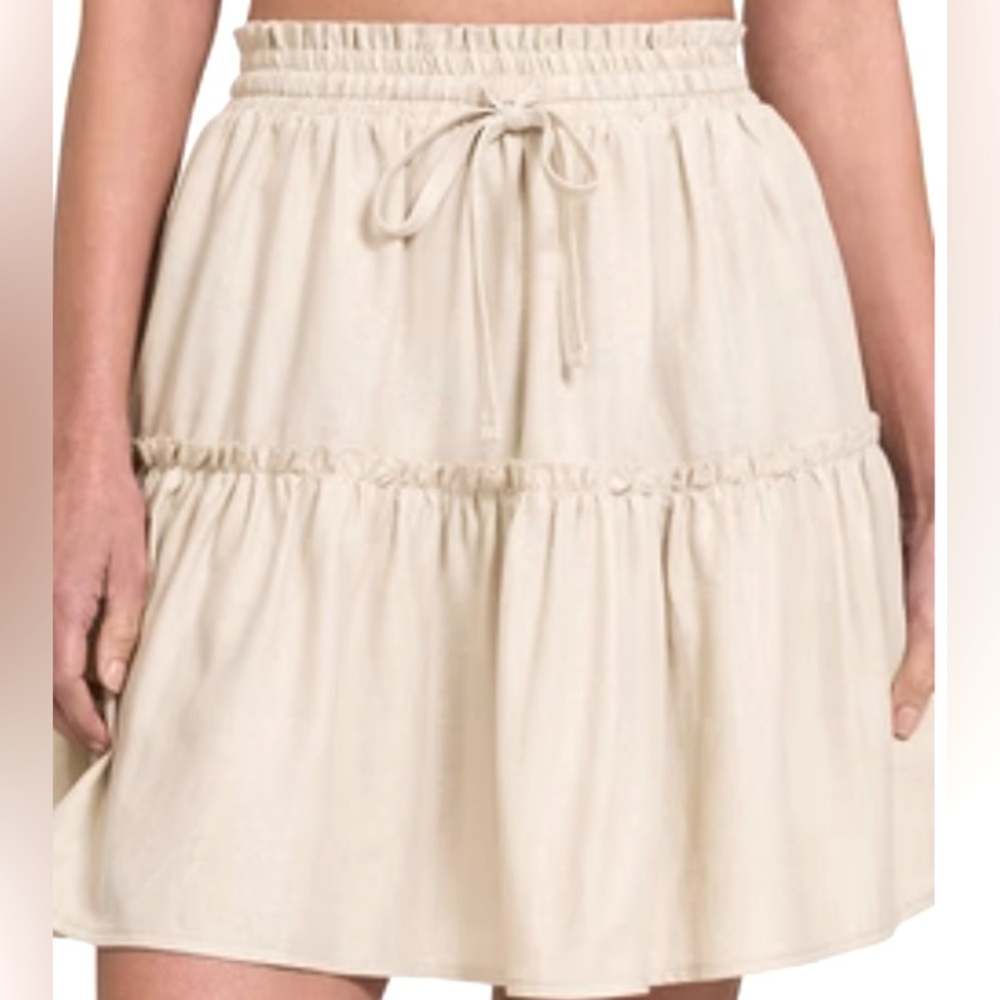 Beige Ruffle Mini Skirt Size XL